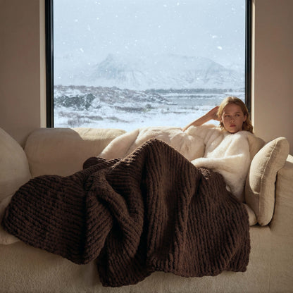 Snug Chunky Knit Throw